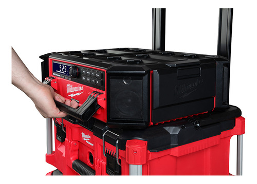 Rádio C/ Carregador Integrado - 18v 2950-20 Milwaukee