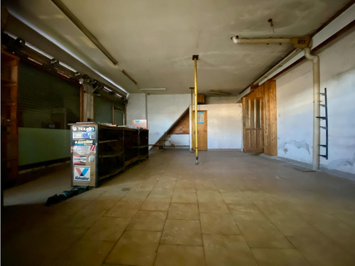 Latorre Prop. Vende Local C/ 2 Viviendas - Zona Hpc