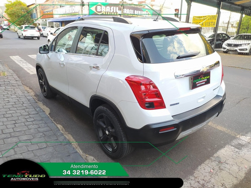 Imagem 4 de 8 de Chevrolet Gm Tracker Ltz 1.8 Branco 2015