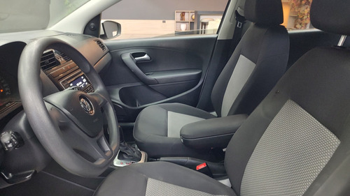Volkswagen Vento 1.6 Comfortline At