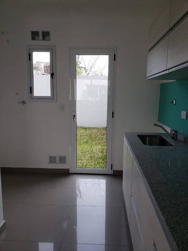 Imagen 9 de 18 de Duplex 3 Ambientes Venta - A Estrenar - Ituzaingo Norte - Permuta