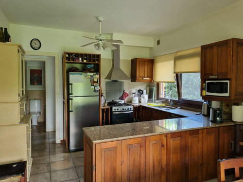 Casa De 7 Ambientes En Venta En Escobar