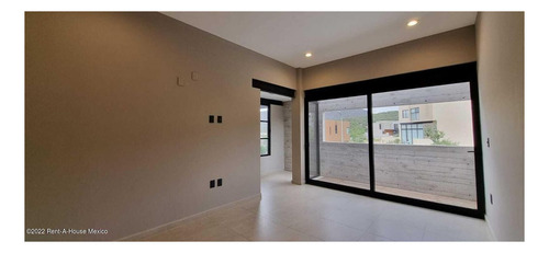 Imagen 28 de 30 de Casa De 4 Recamaras En Venta En Altozano, Querétaro!