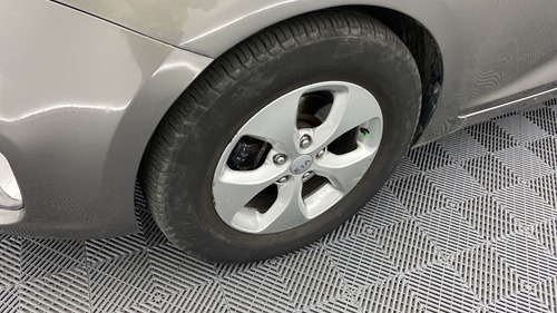 Imagen 23 de 25 de Kia Carens Suv Ex 2.0