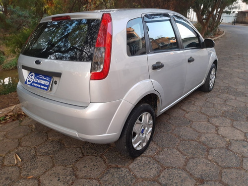 Imagem 5 de 8 de Ford Fiesta