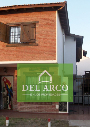 Imagen 1 de 14 de Duplex Al Frente - Calle 82 N° 85 - Mar Del Tuyu