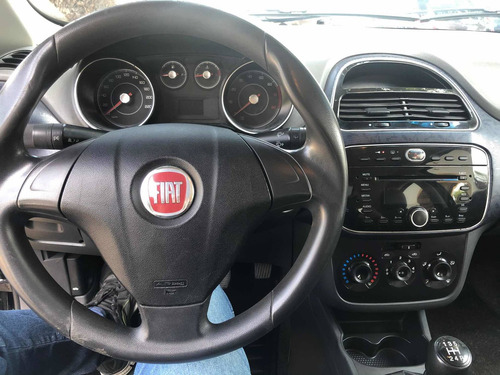 Fiat Punto 1.4 Attractive Flex 5p 2013
