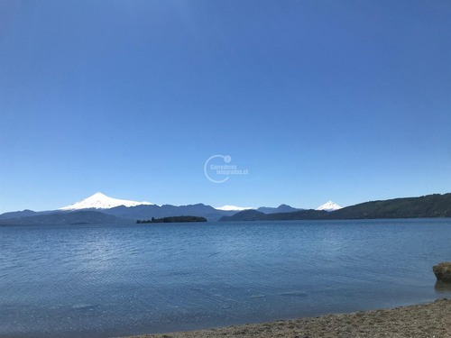 Sitio En Venta En Lago Calafquen Orilla De Lago 6.700 M2
