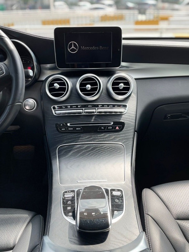 Imagen 12 de 13 de Mercedes-benz Clase Glc 2019 2.0 300 Sport At