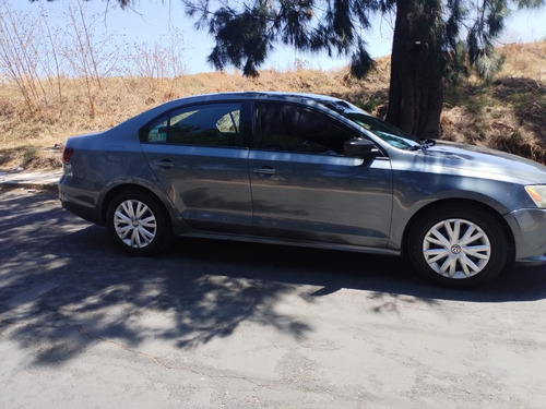 Volkswagen Jetta 2.0 L4 Mt
