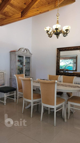 Imagen 22 de 29 de Venta Casa En Lomas De La Carolina Con 4 Dormitorios Y 5 Baños, Impecable!!!