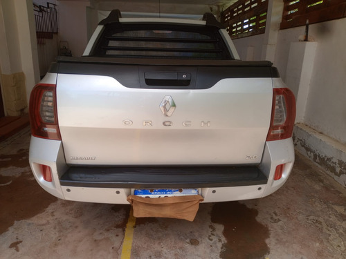 Renault Duster Oroch 2.0 Outsider Plus