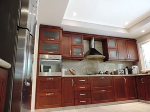 Excelente Casa En 409 E/ 132 Bis Y 134 Villa Elisa