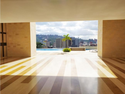 Hermoso Ph En Venta En Lomas De Las Mercedes 244m2 3h+s/4b+s/4p
