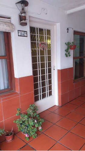 Casa 3 Ambientes En Caseros, Tres De Febrero