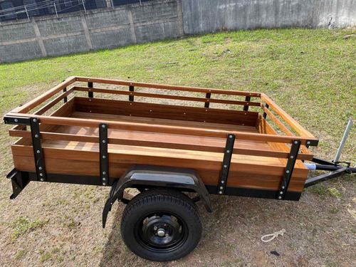 Imagem 1 de 4 de Carreta Fazendinha 2,00 X 1,20