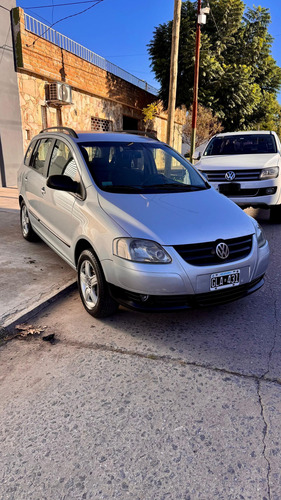 Volkswagen Suran 1.6 I Highline 60d