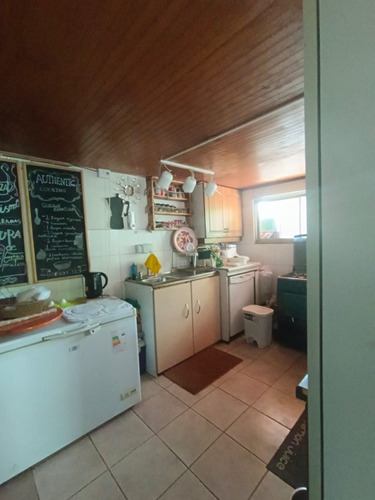 Casa Con 700 Metros 2, 5 Dormitorios, 3 Baños