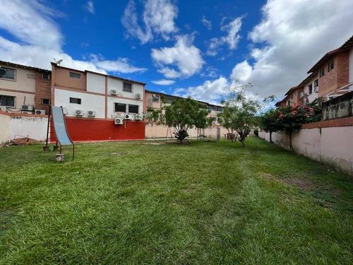 Imagen 18 de 21 de Yasmin Roa En Venta Townhouse En Venta En El Remanso, San Diego Cod 167204