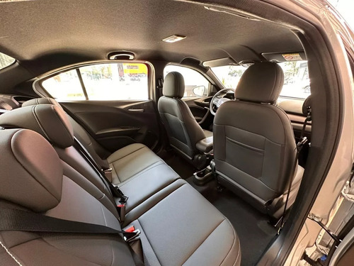 Fiat Cronos 1.3 Drive Cvt