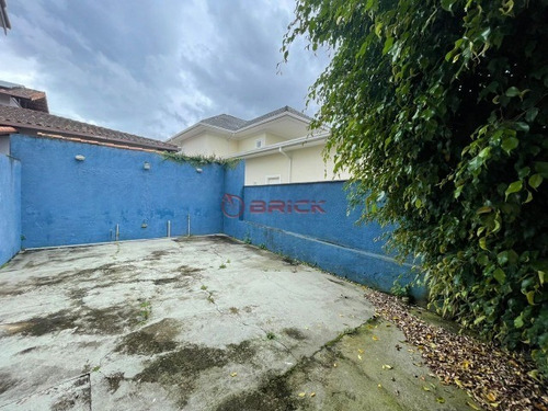 Imagem 25 de 25 de Casa Com 4 Quartos Sendo 3 Suítes No Centro, Teresópolis/rj. - Ca01990 - 70628053