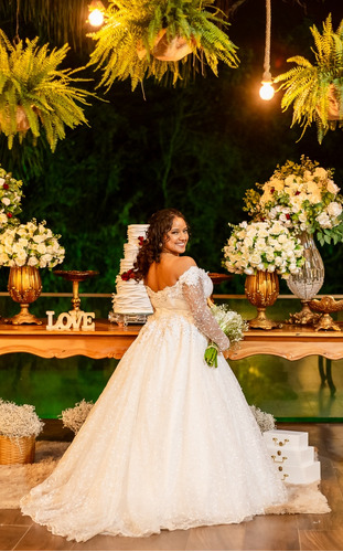 Vestido De Noiva, Renda, Ombro A Ombro