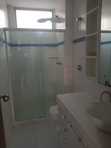 Imagem 19 de 24 de Apartamento - Hei599 - 70216606
