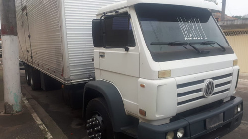 Imagem 2 de 7 de Vw 17210 C/ Bau De 10 Mts - 2001/01
