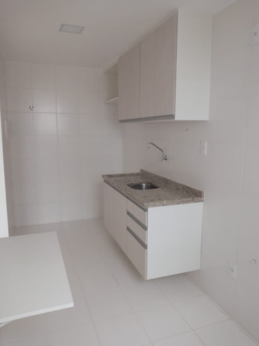 Imagem 10 de 16 de Apartamento De 2/4 Com Uma Suíte Em Buraquinho - Pc33a12 - 70418972