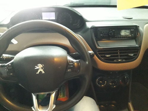 Imagen 14 de 15 de Peugeot 2008 2016 1.6 Active