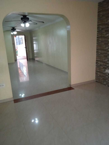 Imagen 5 de 15 de Townhouse Quintas Del Norte Naguanagua Calle Cerrada Nb
