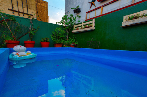 Matheu Al 600 Esquina México. Ph Reciclado. 3 Plantas. 3 Ambientes. 2 Dormitorios. 50 M2 Totales. Patio Propio. Amenities: Terraza. Pileta. Quincho. Parrilla. Apto Crédito. Apto Profesional