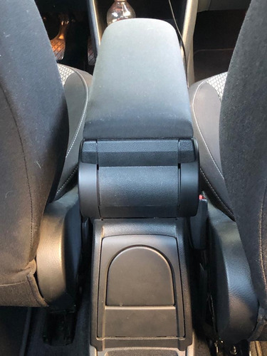 Volkswagen Vento 1.6 Highline Mt