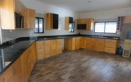 Imagen 2 de 14 de Casa En Venta En Cacicazgos
