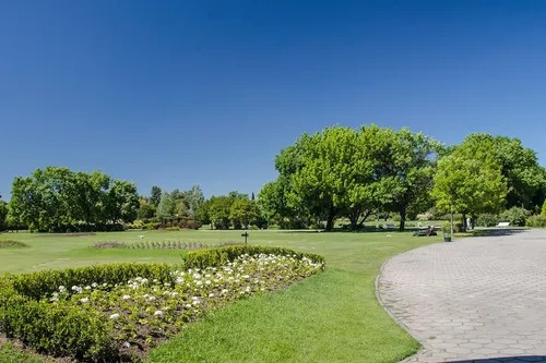 Imagen 7 de 12 de Venta Parcela Libre - Cementerio Jardín De Paz - Pilar