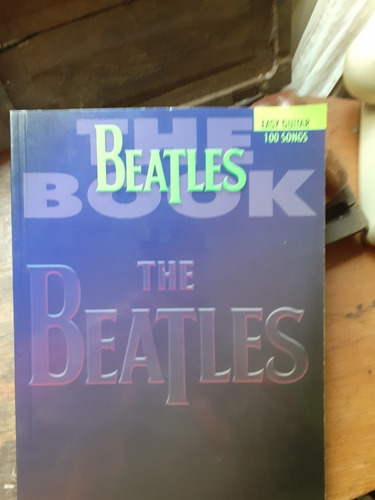 Beatles Easy Guitar - 100 Songs /// Partituras
