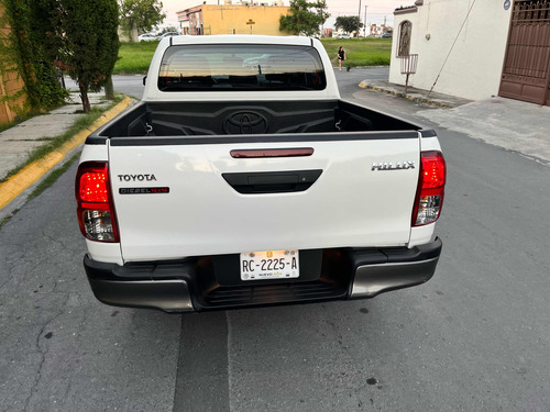 Toyota Hilux 2.8 Tdi Cabina Doble At