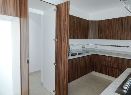 Hermosa Residencia, Lomas De Juriquilla, Jardín, Terraza, Estudio O 4ta Rec Pb