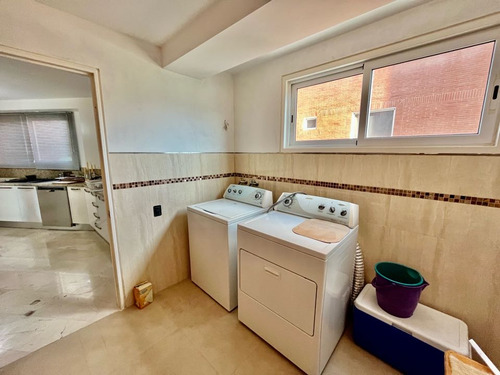 Vendo Apartamento 210 M2 4h/4b/3p Lomas Del Sol
