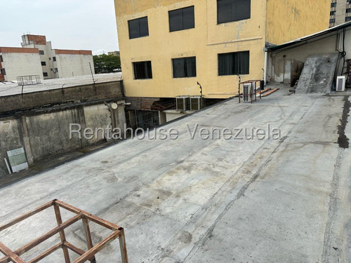 Julian Galindez Vende Local Comercial En Zona Centro Barquisimeto #25-18496