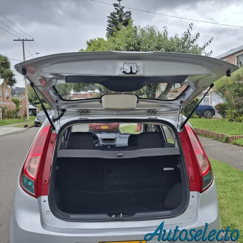 Chevrolet Sail LT 1.4
