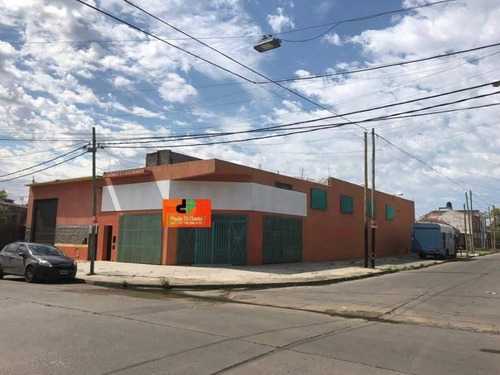 Imagen 2 de 7 de Local En Venta En Remedios De Escalada Oeste