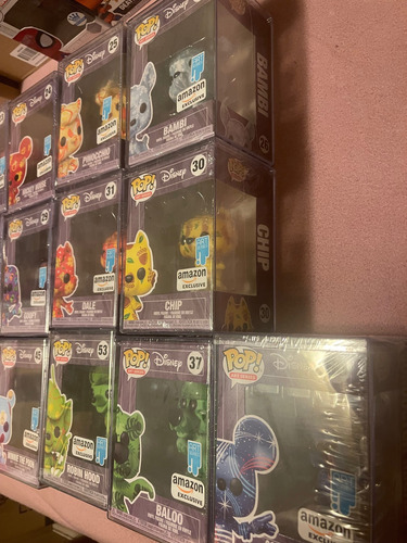 Set 13 Funko Artist Series: Disney Treasures From The Vault (Usado)