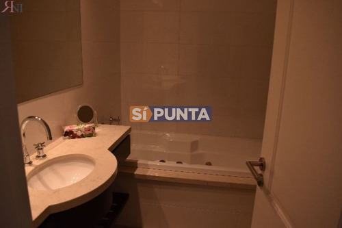 Imagen 12 de 22 de Apartamento En Alquiler, Brava