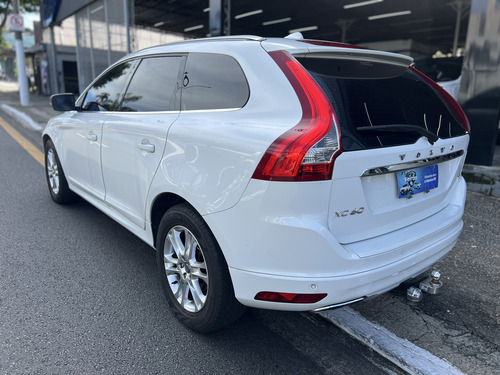 Volvo XC60 2.0 T5 DYNAMIC FWD TURBO GASOLINA 4P AUTOMÁTICO