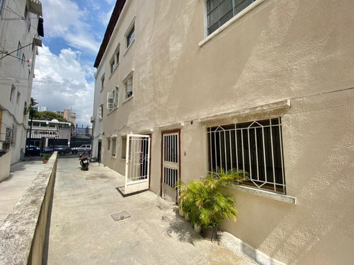 Imagen 10 de 11 de Se Vende Edificio Comercial (local Comercial) 1280 M² -12pe En Chacao