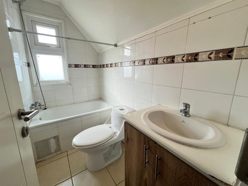 Casa En Venta De 3 Dorm. En Sector Oriente De Talca