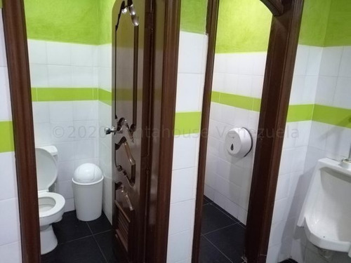 Imagen 11 de 13 de Negocio En Venta En Sabana Grande 21-4313 Sandra White 04143140082