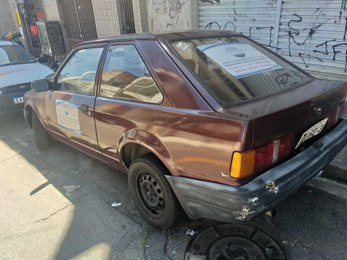 Imagem 1 de 6 de Ford Escort Gl