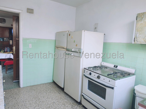 Vendo Apartamento En Prado De Maria Lisbet Seijas #25-12354